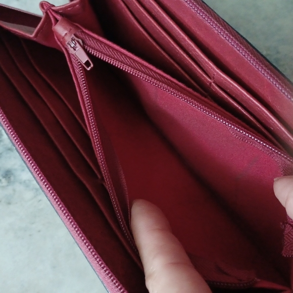 Wallet - Picture 7 of 16